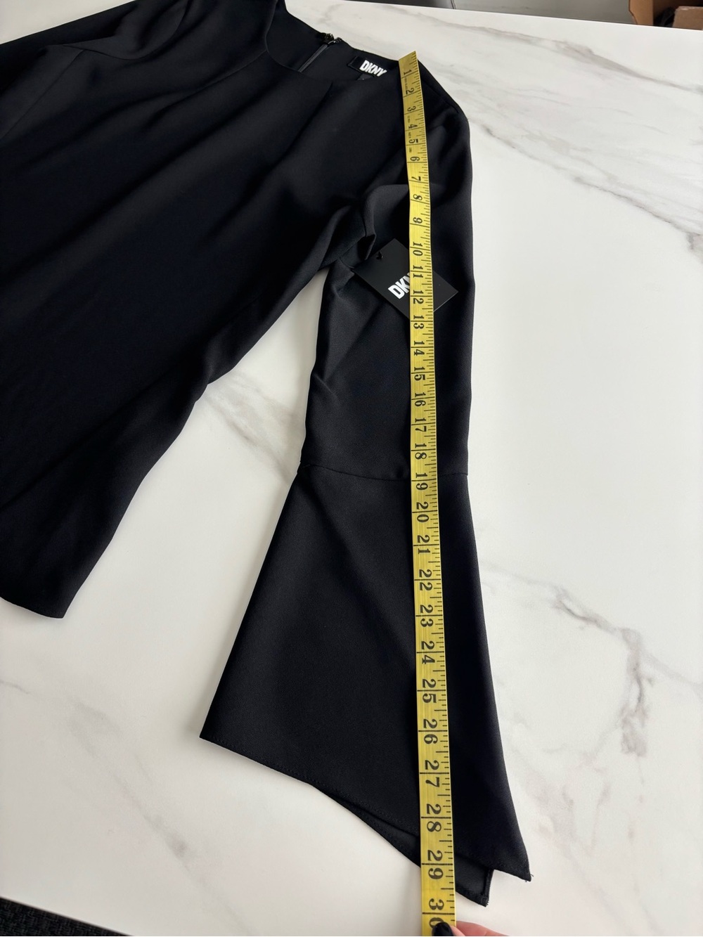 DKNY Black Crew Neck Shift Blouse size XS - Picture 7 of 8